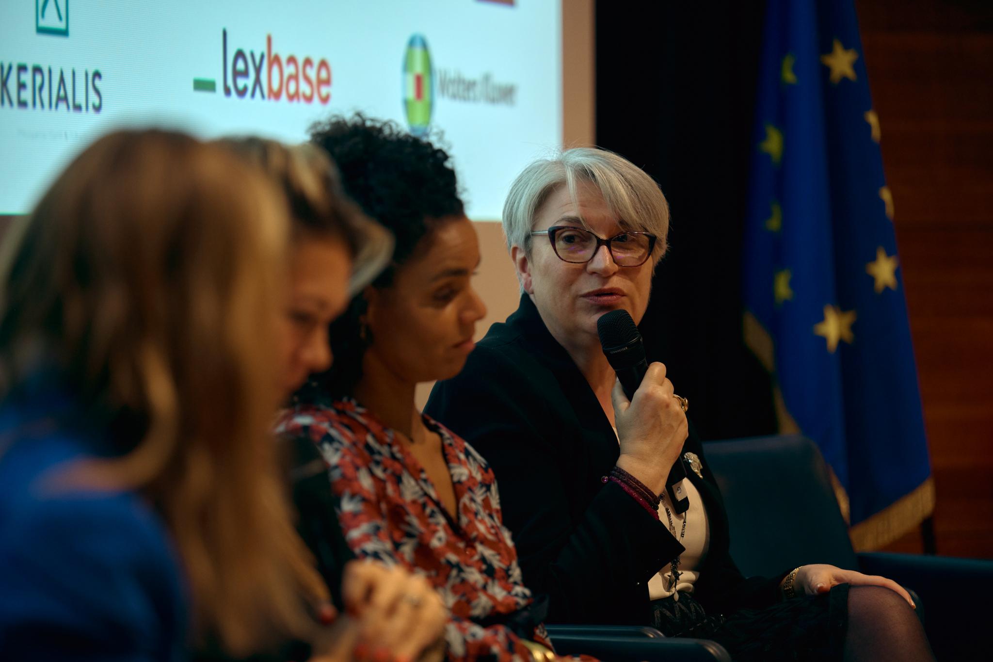 Photo 2 journe&#769;e numerique barreau Paris 0922 N5