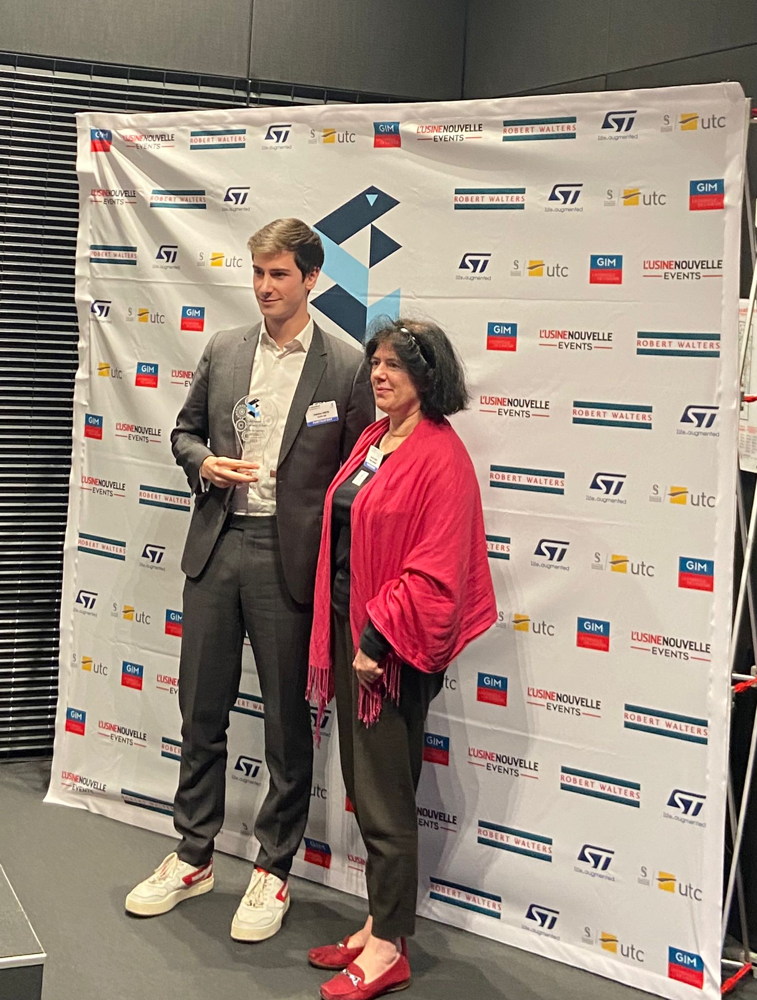 b20ec35a-6233-43fa-b632-6ac866e6711f