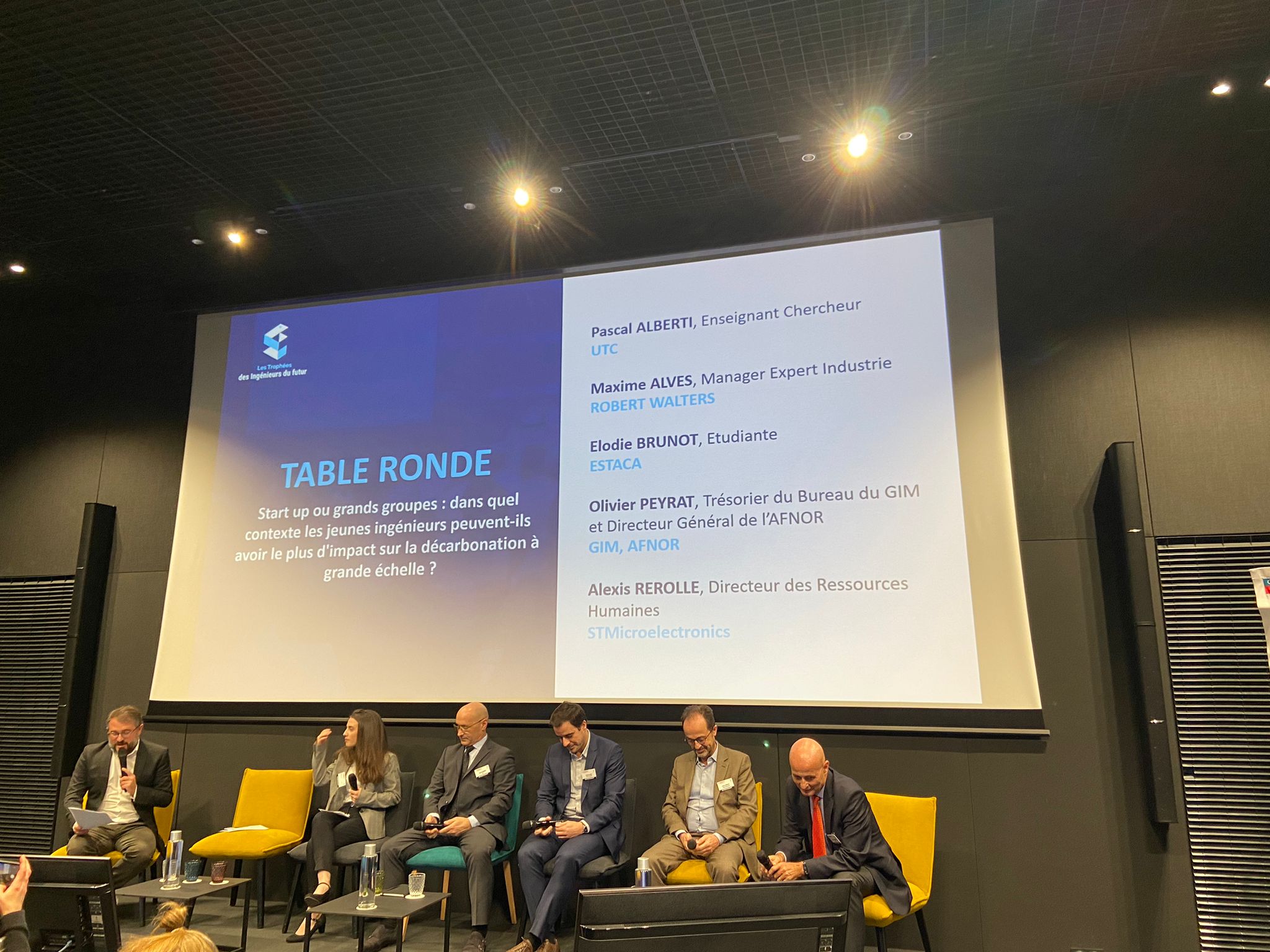 92e22964-78a0-405c-aeb9-29cad4f34850