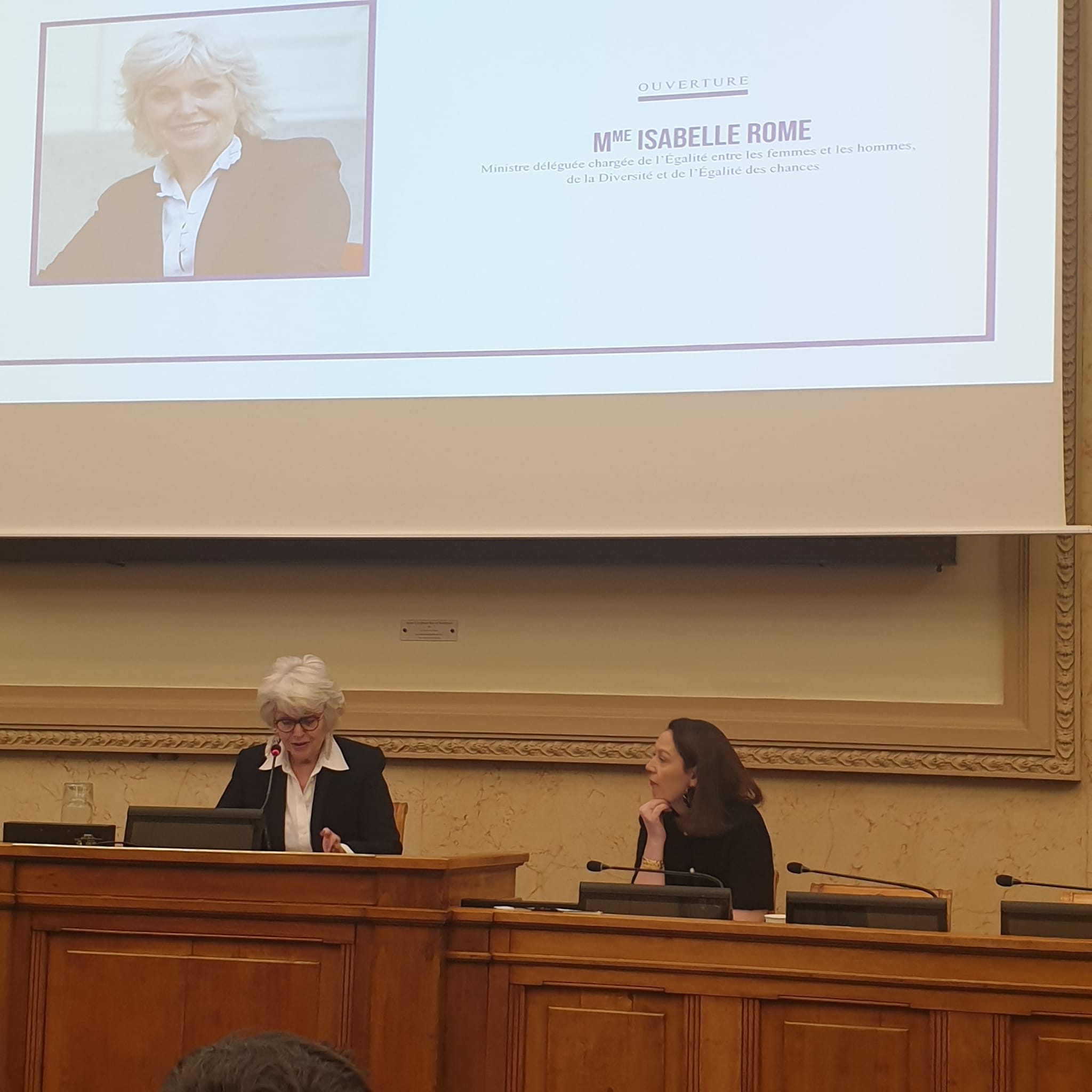 2e039844-b89e-4c85-a792-396d8fe6d98f