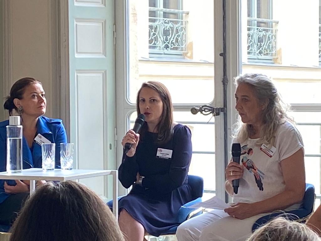 3c4312c9-7d33-418f-a731-dbe9ed3a46b5