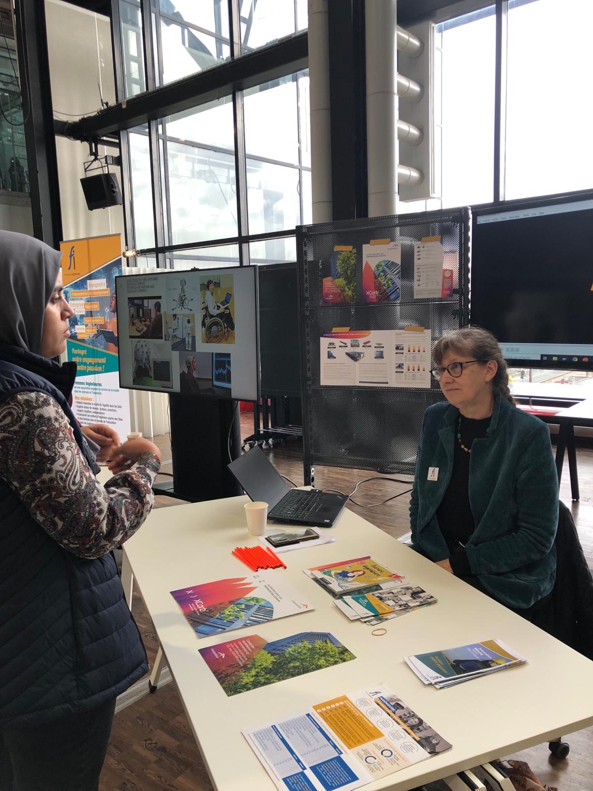 b8c319e9-4c97-4f57-b287-f7090036ba6f